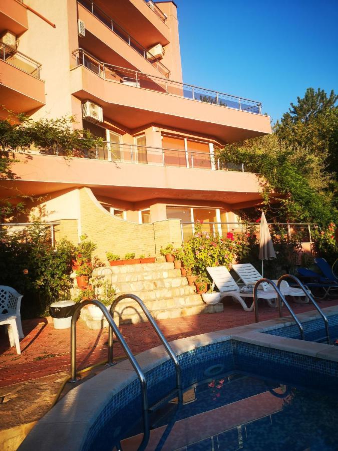 Ferienwohnung Complex Karia III Kawarna Exterior foto