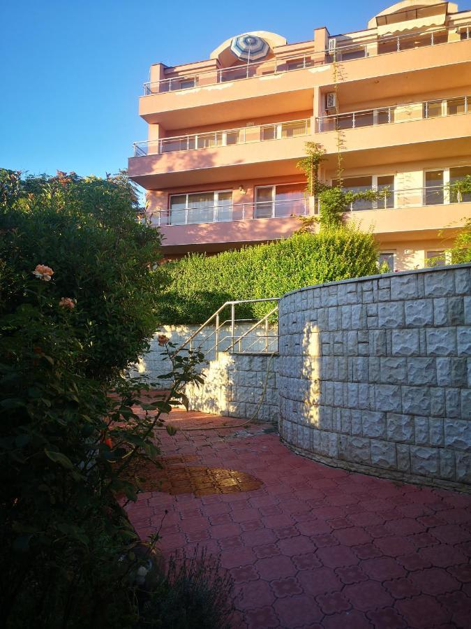Ferienwohnung Complex Karia III Kawarna Exterior foto