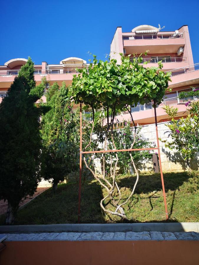 Ferienwohnung Complex Karia III Kawarna Exterior foto