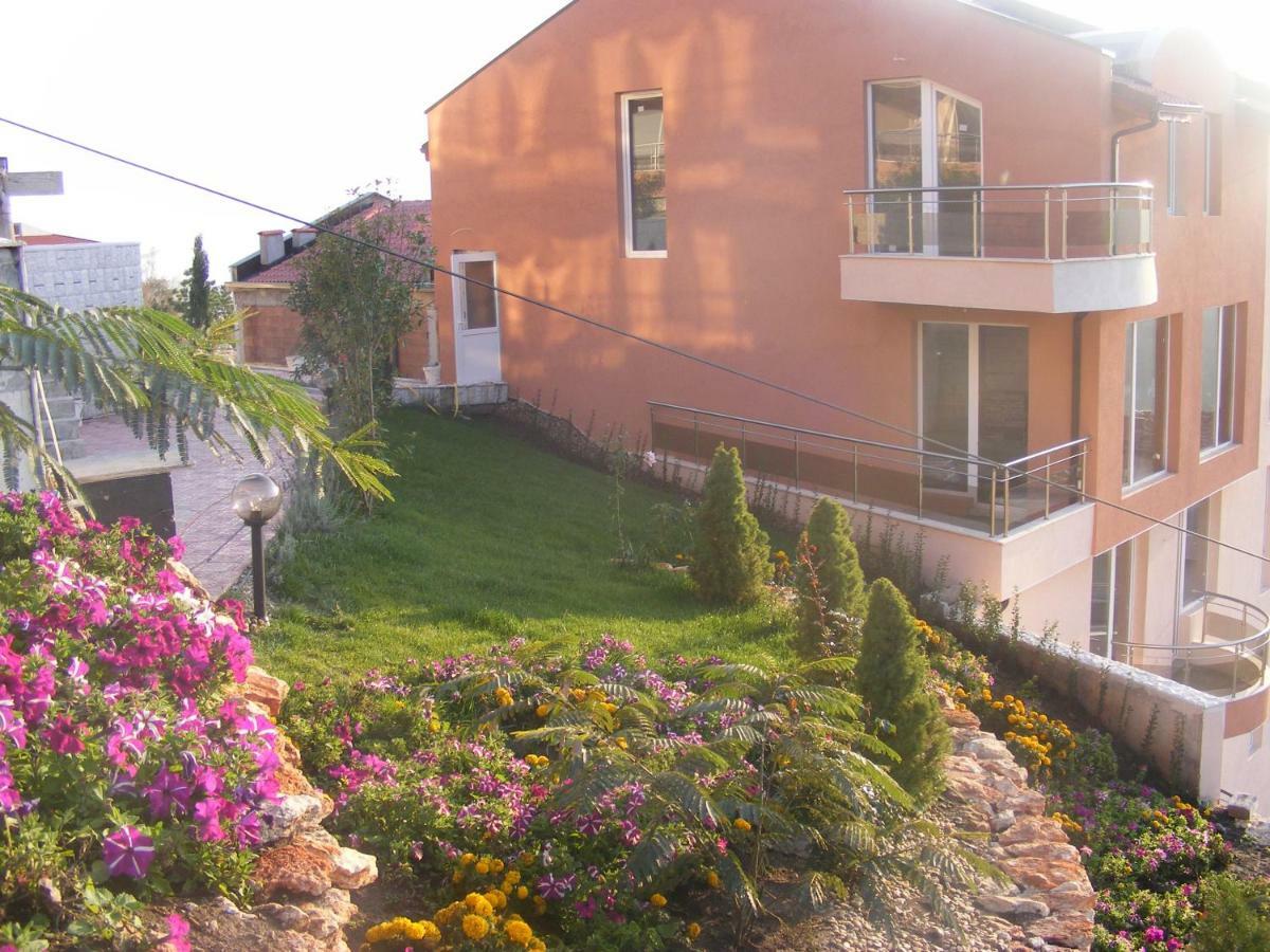 Ferienwohnung Complex Karia III Kawarna Exterior foto